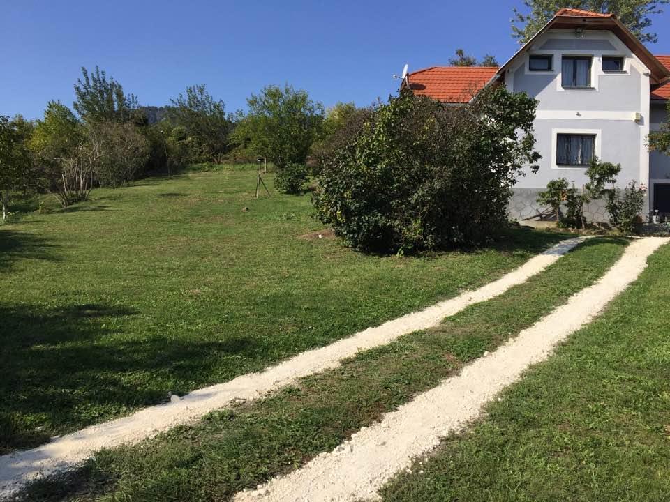 Hotel Eszter-Haz Kisapati Zewnętrze zdjęcie